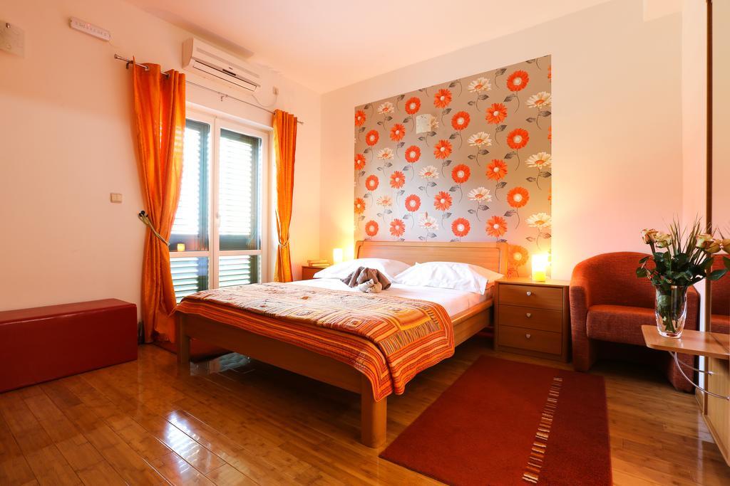 Sunrise Apartments ซัฟทัท ภายนอก รูปภาพ