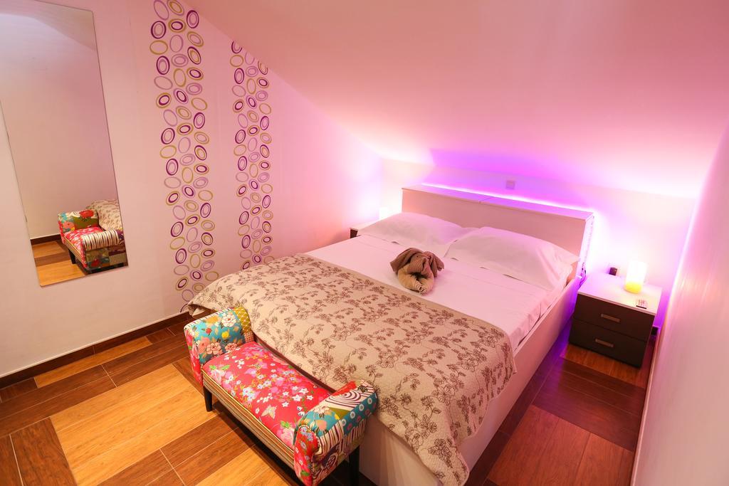 Sunrise Apartments ซัฟทัท ภายนอก รูปภาพ