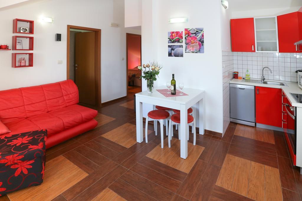 Sunrise Apartments ซัฟทัท ภายนอก รูปภาพ
