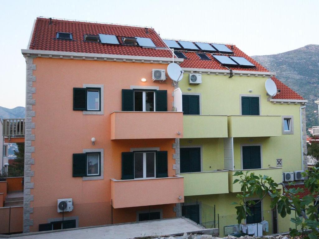 Sunrise Apartments ซัฟทัท ภายนอก รูปภาพ