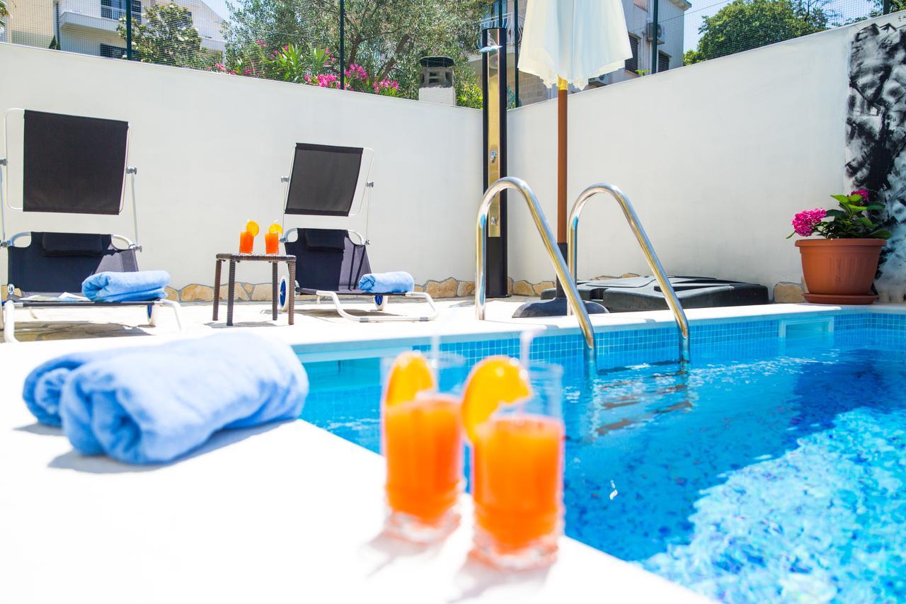 Sunrise Apartments ซัฟทัท ภายนอก รูปภาพ